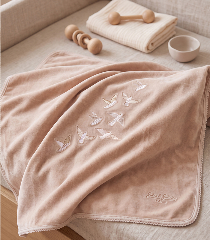 Flighty-Blanket-Velvet---1 Blanket Velvet babywear